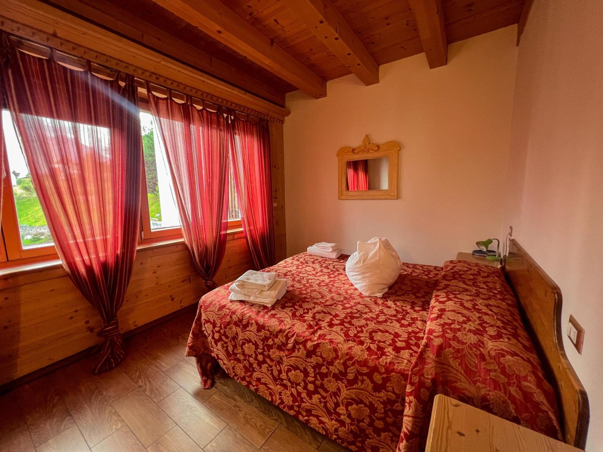 Park Hotel Bellavista Calalzo di Cadore ภายนอก รูปภาพ